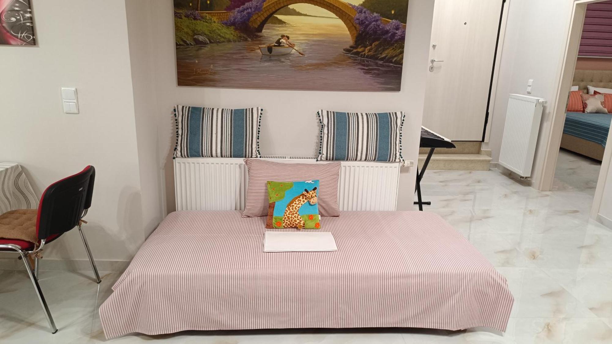 Ebony And Ivory Suites Dhrosiá Ngoại thất bức ảnh